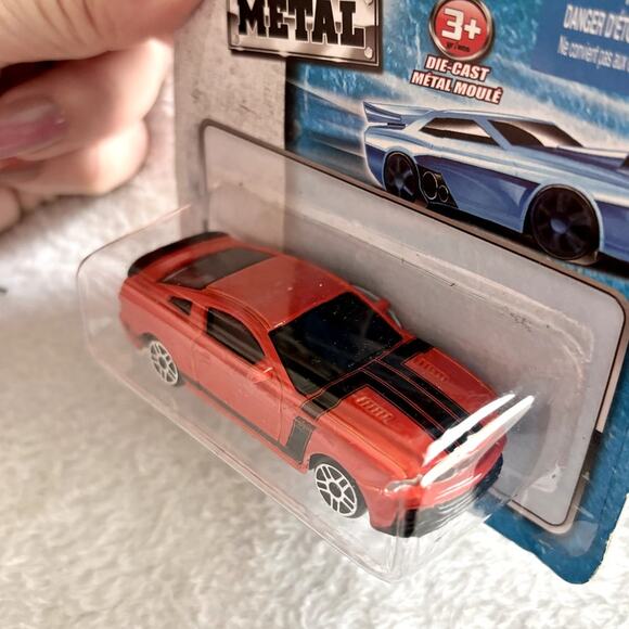 2 Maisto Fresh Metal Die Cast Toy Cars Ford Mustang GT Boss 302 Blue Red 2010 - Picture 3 of 10